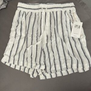 Splendid white linen shorts w blue stripes Size S
